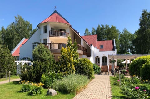 Property building, Garden