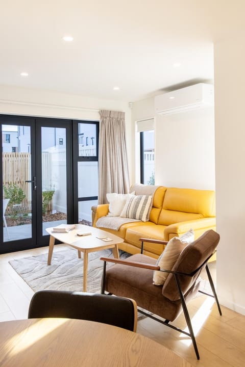 Patio, Living room, Seating area, air conditioner