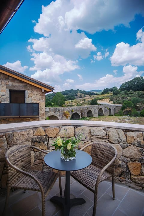 Natural landscape, View (from property/room), Balcony/Terrace, Mountain view