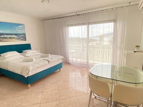 Studio apartments M&N Apartment in Trogir