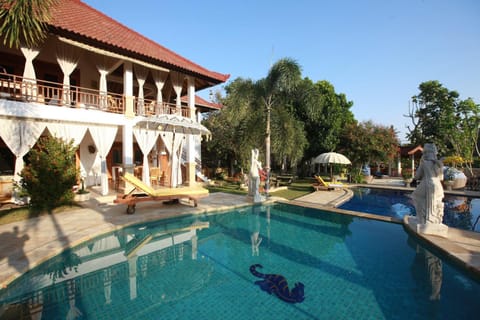 Villa Jakaranda and Villa Marakuya Resort in Buleleng