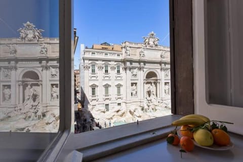 Trevi Luxury Maison Condominio in Rome