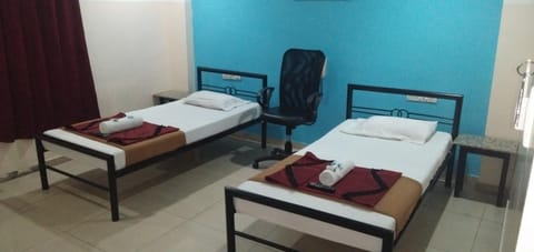 Deccan Comforts Hotel in Hyderabad