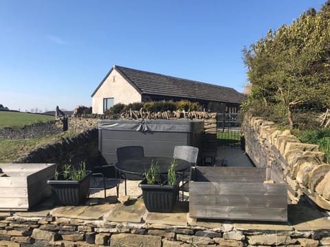 The Coach House & The Stables Holiday Homes Windy Bank Hall Green Moor Yorkshire Peak District Haus in Borough of Barnsley