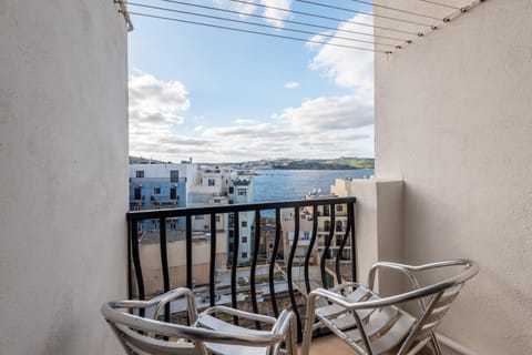 Balcony/Terrace, City view, Sea view