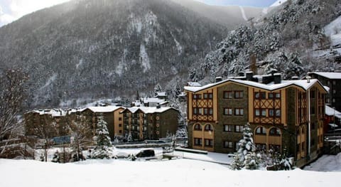 Natural landscape, Garden, Mountain view