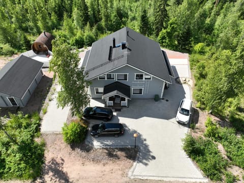 Property building, Day, Natural landscape, Bird's eye view, Summer, Sauna, Parking