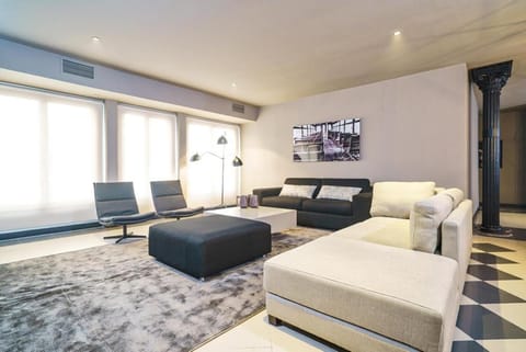 Valencia Luxury - Boutique Paz Condo in Valencia