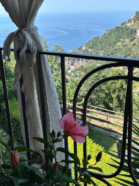 Nearby landmark, Spring, Day, Natural landscape, Balcony/Terrace, Sea view