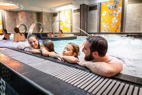 Winter, Summer, Spa and wellness centre/facilities, children, Family