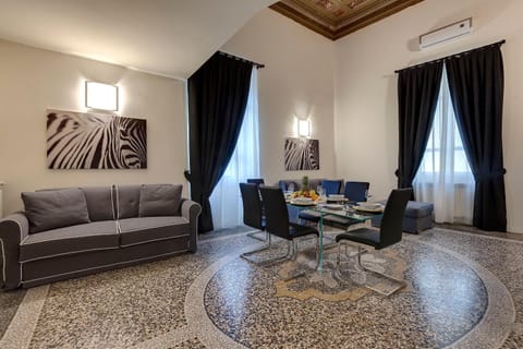 2016 Apartments Copropriété in Florence