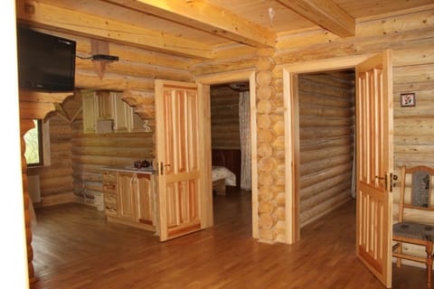 Privatna Sadiba Chalet Bed and Breakfast in Lviv Oblast