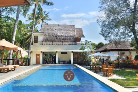 Vyaana Resort Gili Air Camping /
Complejo de autocaravanas in Pemenang