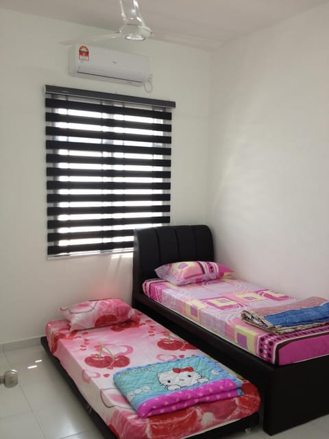 Comfort Holiday Home @ Bukit Indah Haus in Johor Bahru