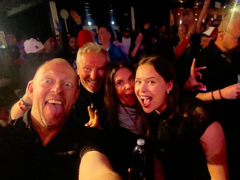 Les Ecureuils Squirrel Lodge Apartment in Oz