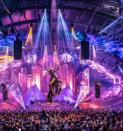 Les Ecureuils Squirrel Lodge Apartment in Oz