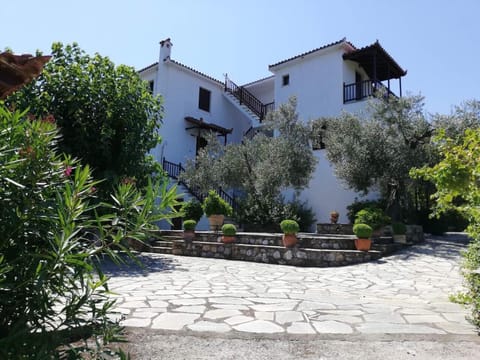 Marlitsis Apartments & Studios Condo in Skopelos