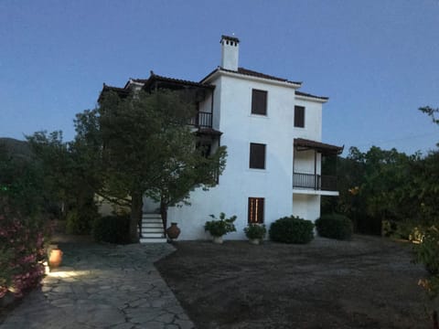 Marlitsis Apartments & Studios Condominio in Skopelos