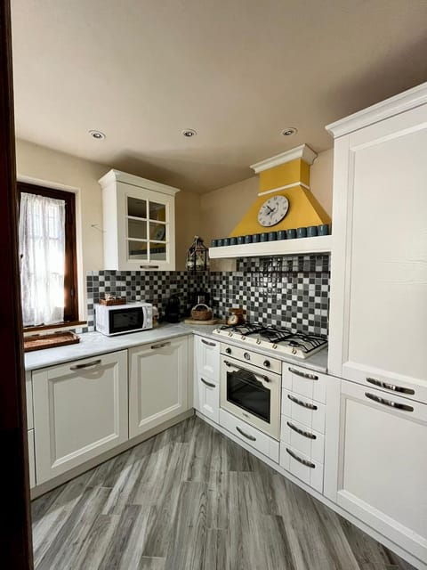 Kitchen or kitchenette, dishwasher, minibar, pet friendly