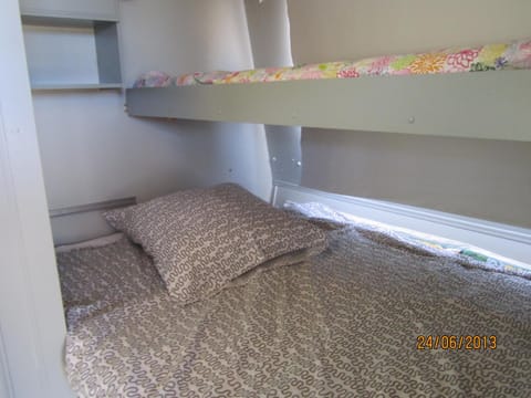 La Grange de Campaulise - Camping à la ferme - Hébergements - Mont Ventoux Farm Stay in Mazan