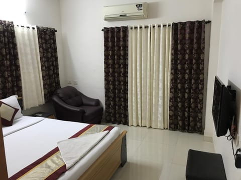 SHORTstay Apartments Rooms near Apollo shankara Nethralaya hospitalsGreams Road Alquiler vacacional in Chennai