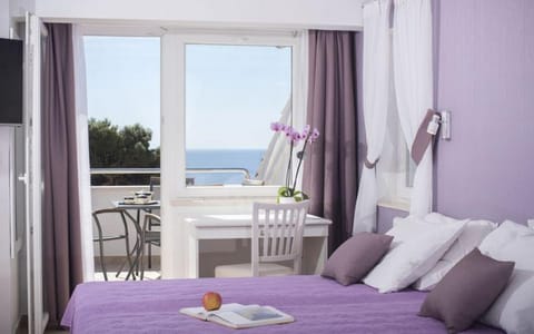 Bedroom, Sea view