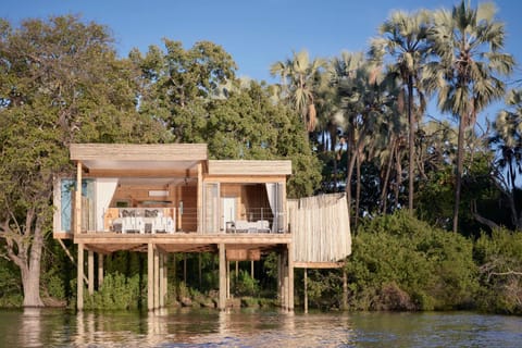 Bathroom, Balcony/Terrace, Photo of the whole room, Bedroom, River view