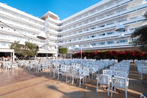 Balcony/Terrace, Area and facilities, Entertainment, Facility for disabled guests