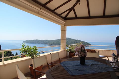 Balcony/Terrace, Dining area, Sea view