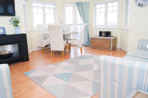 Living room, Sea view