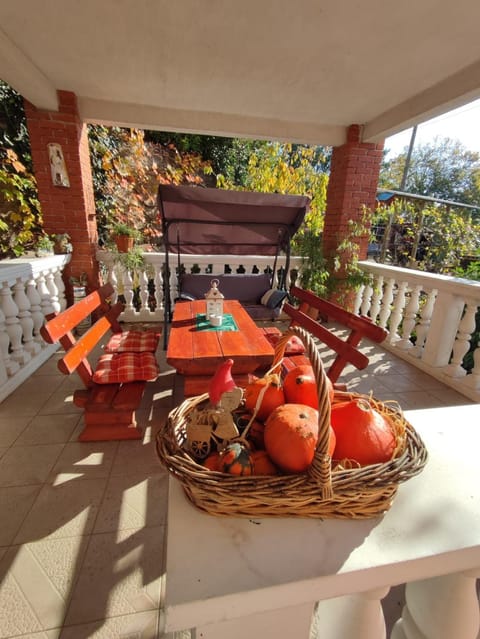 Balcony/Terrace, Balcony/Terrace