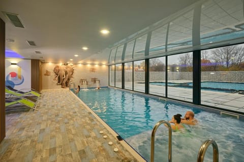 Hot Tub, Spa and wellness centre/facilities, Swimming pool