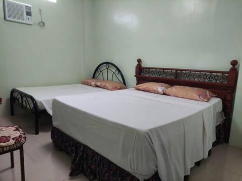 Dweller's Pensione Gasthof in Iloilo City