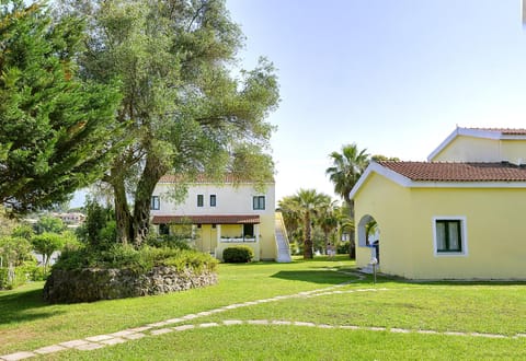 Property building, Garden