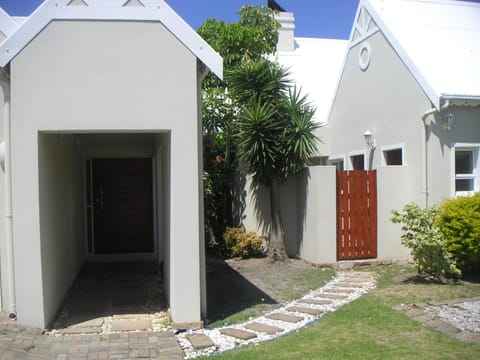 Waterside Living MM1297 House in Eastern Cape
