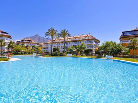 Puerto Banus Luxury Penthouse Condominio in Marbella