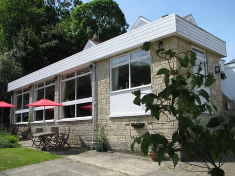 Victoria Lodge Bed and Breakfast in Shanklin