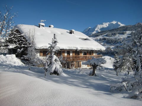 Property building, Natural landscape, Winter, Mountain view