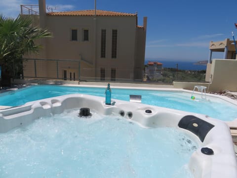 Thimari Sports & Spa with private pool and jacuzzi House in East Attica Regional Unit, Greece