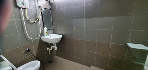 Mini Studio, Sg Besi LRT & MRT interchange Apartment in Kuala Lumpur City