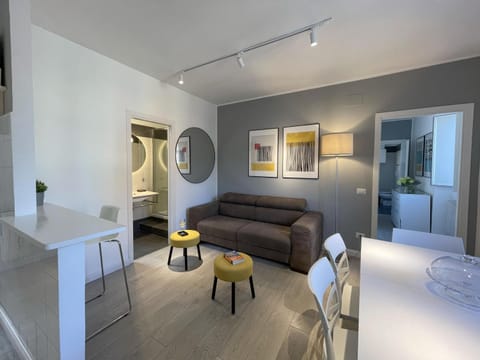 Living room, Photo of the whole room