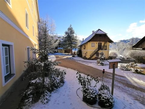 Property building, Patio, Winter, Hiking, children, Inner courtyard view, locker