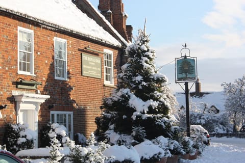 The Royal Oak, Yattendon Hotel in South Oxfordshire District