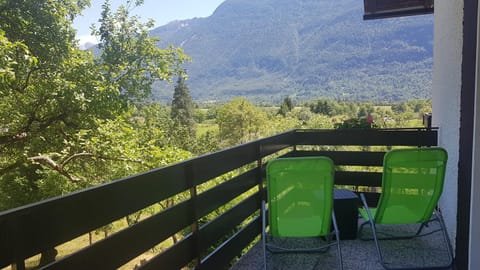 Balcony/Terrace, Mountain view, sunbed