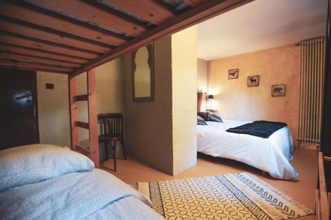 Gite L'Aurienchon Bed and Breakfast in Auris