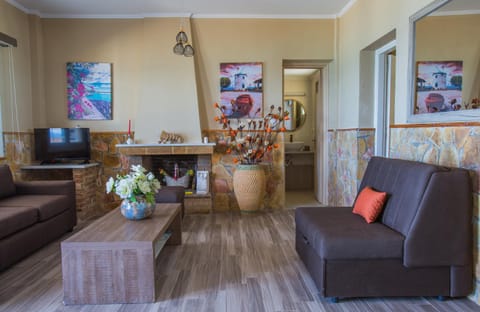 Laura Beach House Apartment in Katastari