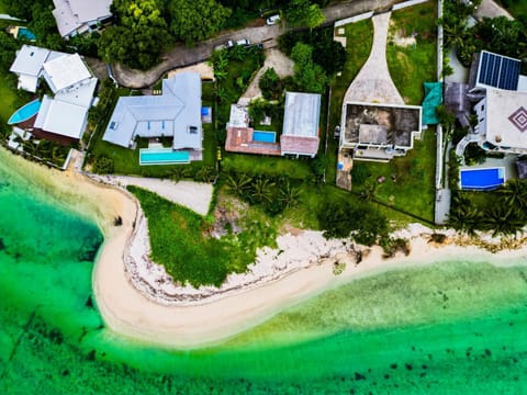 Paradise Point Escape Haus in Port Vila