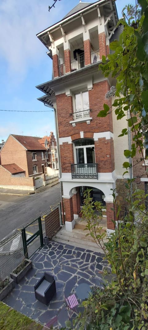 Property building, Patio