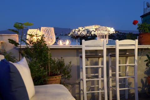 Night, Balcony/Terrace, Landmark view