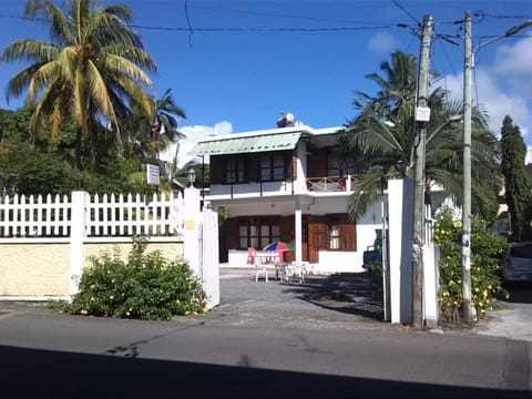 Facade/entrance, Street view